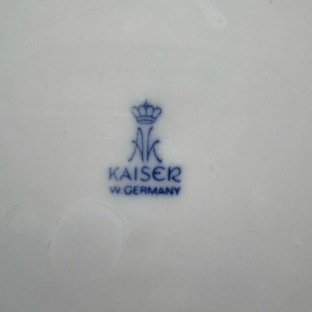 Belvedere by Kaiser W Germany set of 5 White plates ~10.5 in